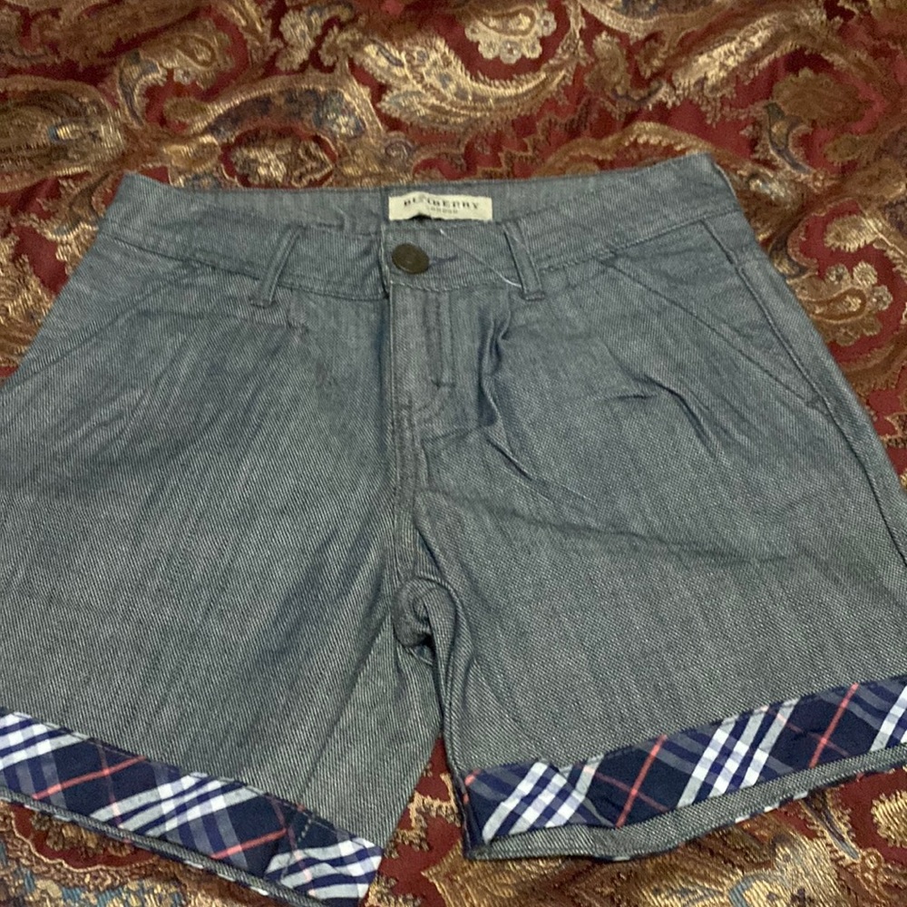 class A authentic burberry short
